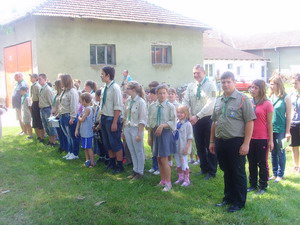 Sorakozó a zászlófelvonáshoz